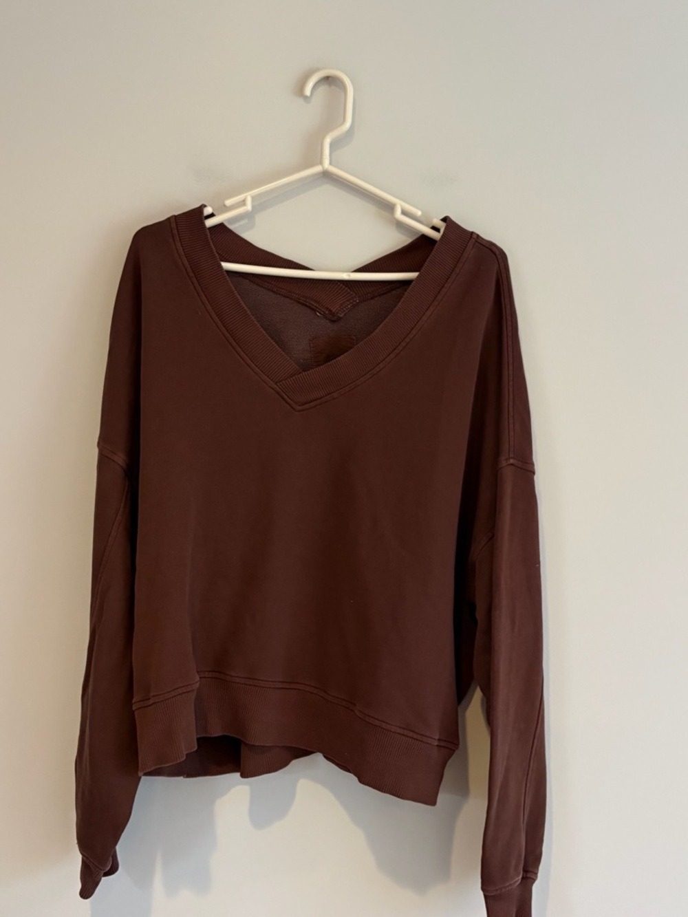 aerie V-Neck Pullover Oversized Sweatshirt - Chocolate Brown Size L